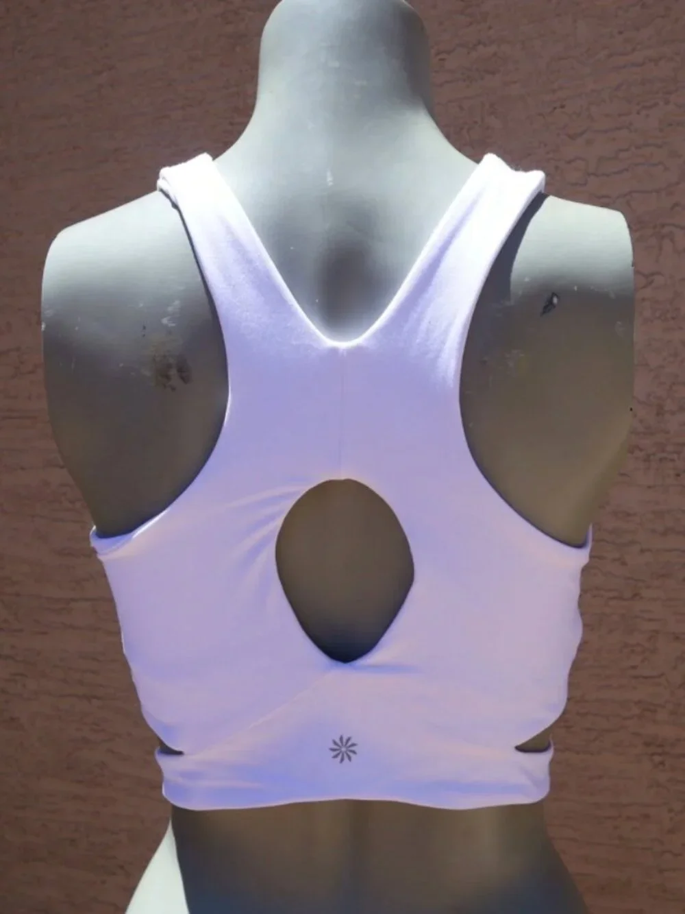 Athleta Women’s White High Neck Open Back Cropped Tank Top Athletic | Size M